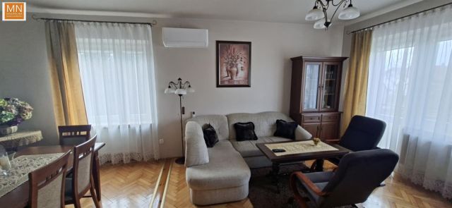 dom wolnostojący, 6 pokoi Kazimierza Wielka, ul. Miodowa. Zdjęcie 10