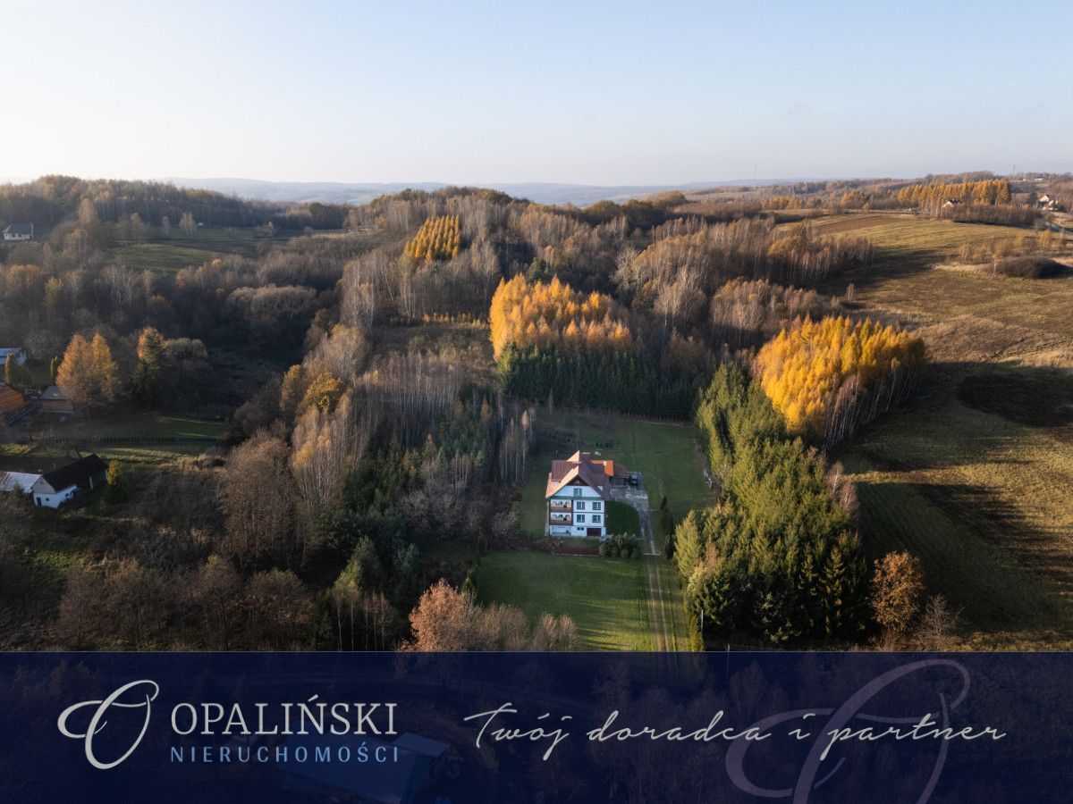 dom wolnostojący, 7 pokoi Hucisko Jawornickie. Zdjęcie 1