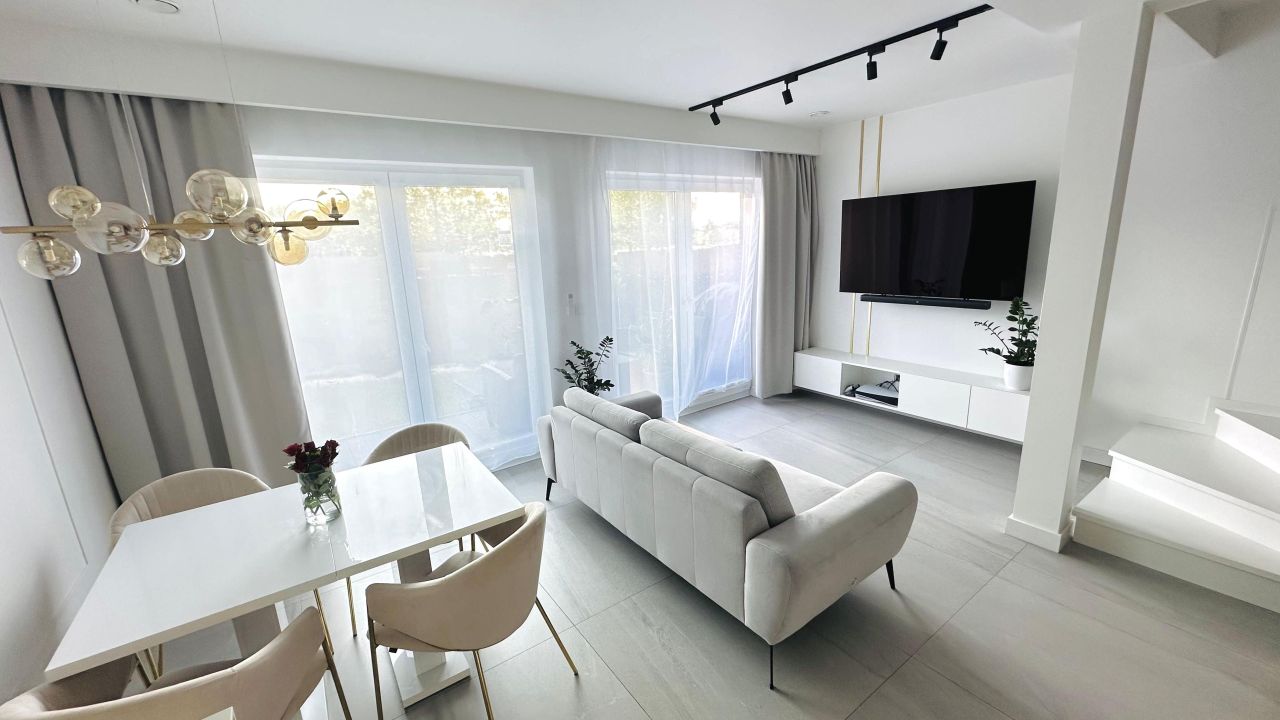 dom szeregowy, 5 pokoi Kraków Sidzina, ul. Stefana Kołaczkowskiego. Zdjęcie 4