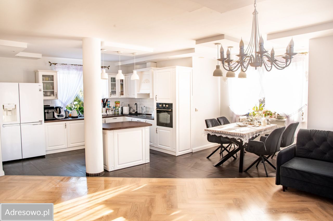 dom wolnostojący, 6 pokoi Sobuczyna, ul. Szafirowa. Zdjęcie 18