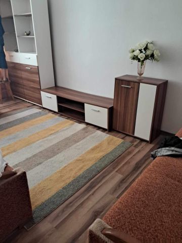 Mieszkanie 2-pokojowe Trawniki. Zdjęcie 1