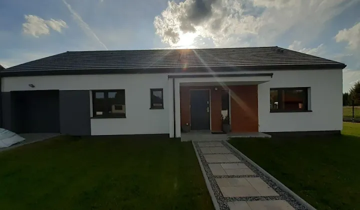 dom wolnostojący, 4 pokoje Łęgi