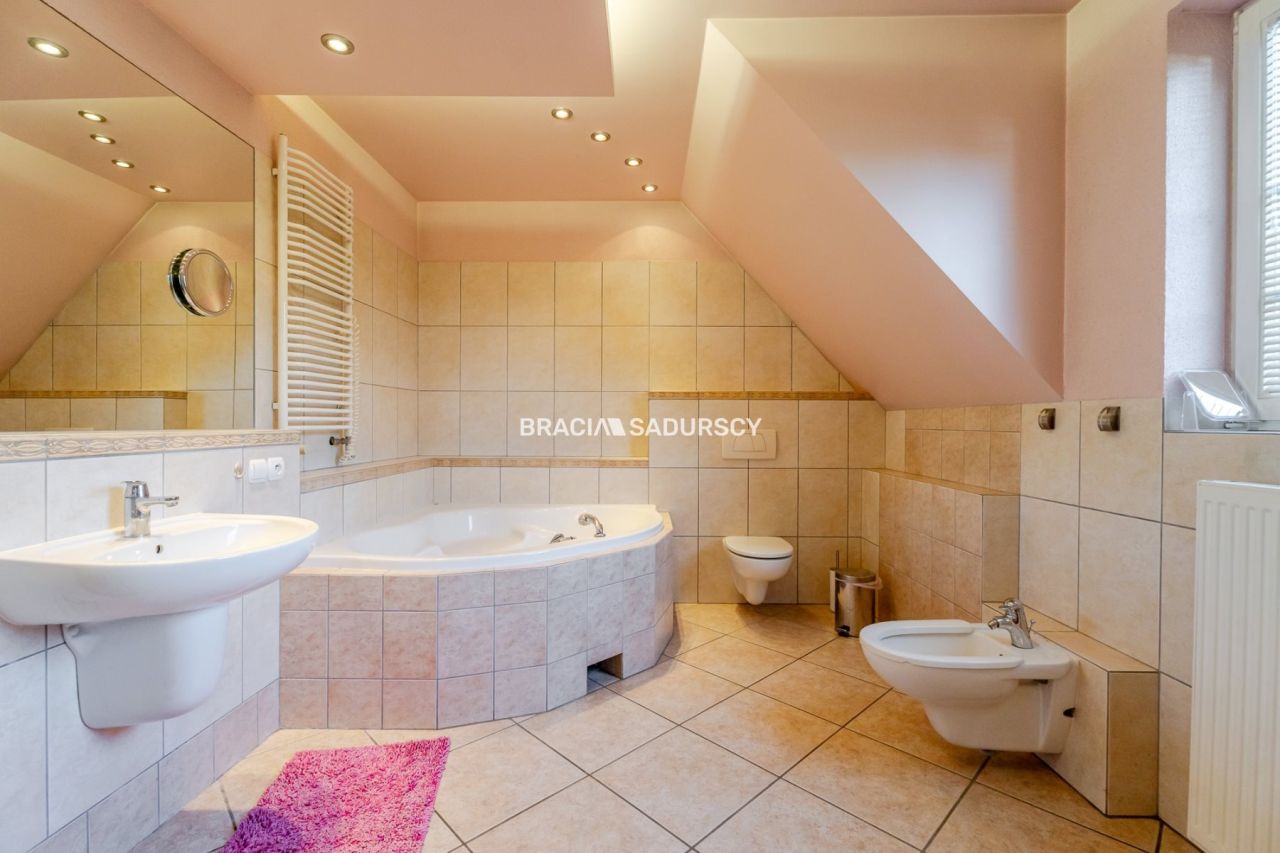 dom, 6 pokoi Kraków Bieżanów, ul. Kameliowa. Zdjęcie 34