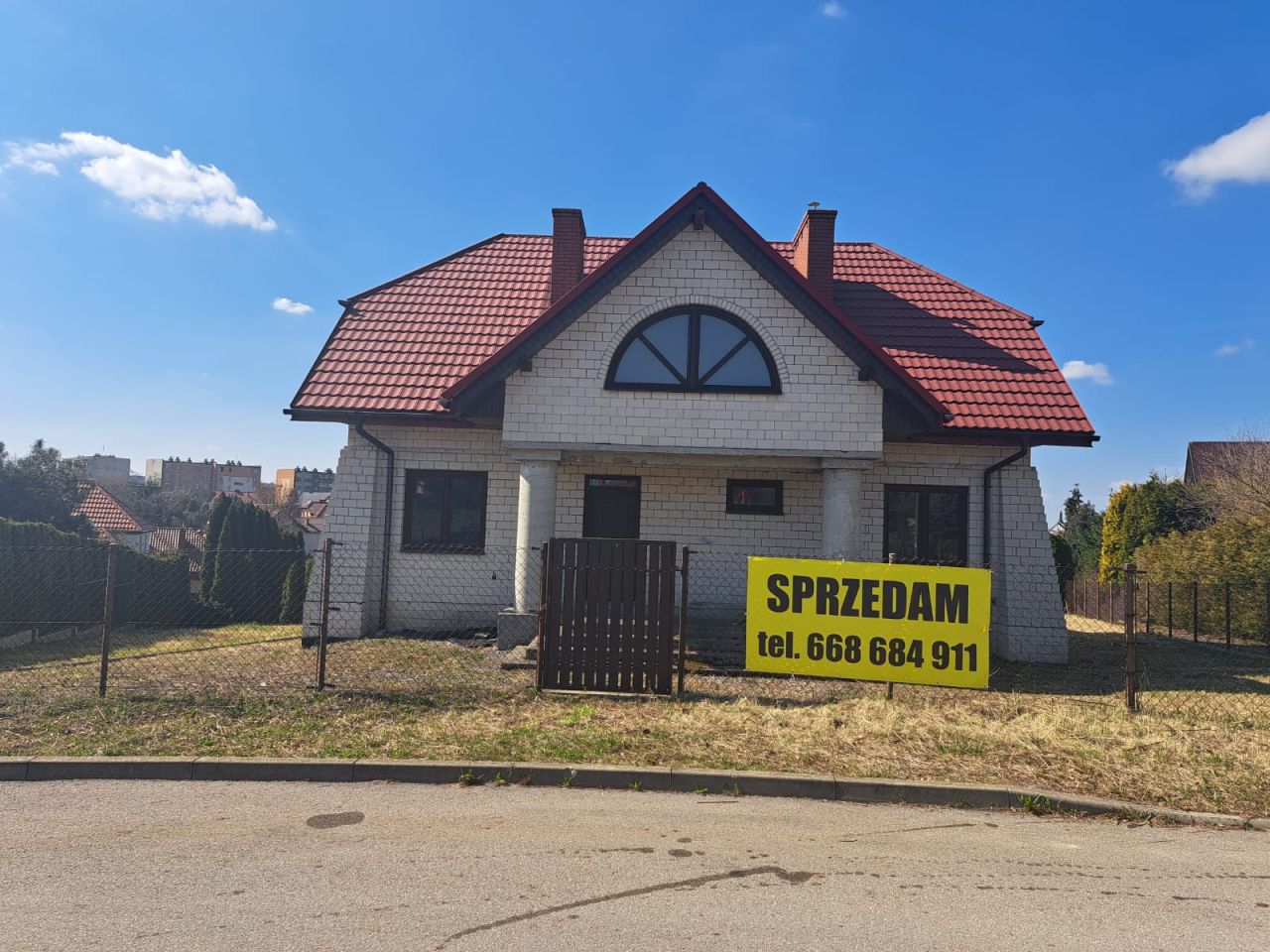 dom wolnostojący Wolbrom, ul. Lipowa. Zdjęcie 3