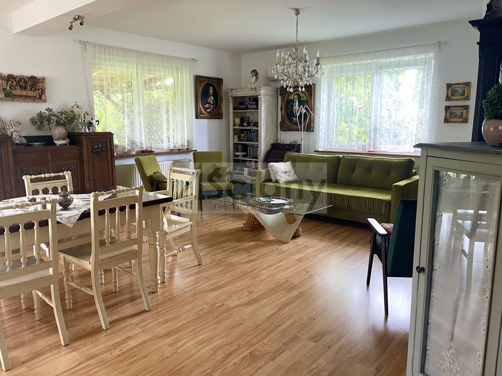 dom wolnostojący, 6 pokoi Chotomów