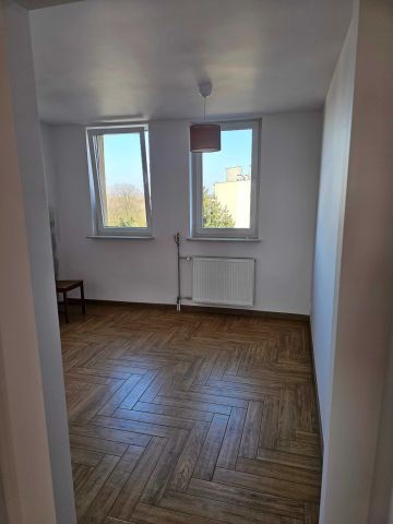 Mieszkanie 4-pokojowe Proszowice. Zdjęcie 1