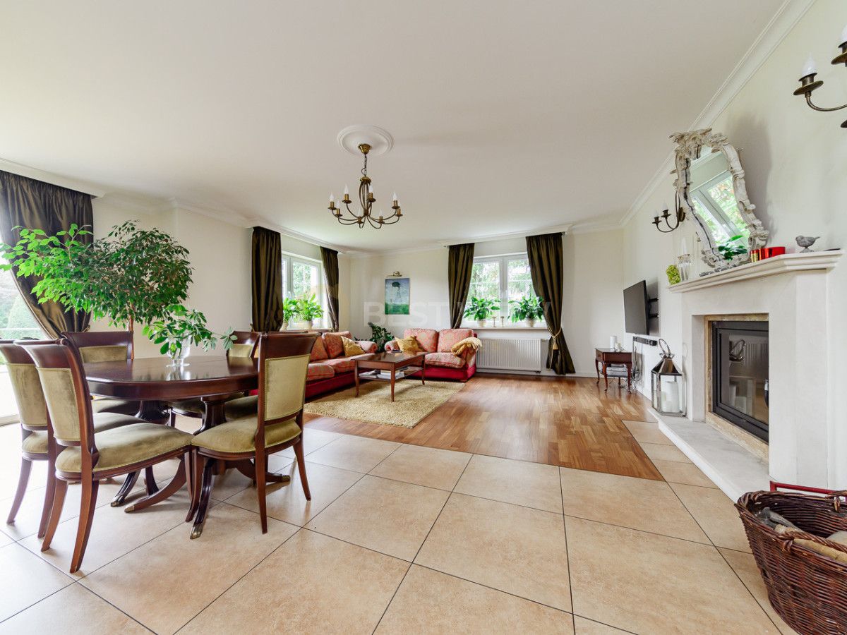 dom wolnostojący, 5 pokoi Piaseczno Chyliczki. Zdjęcie 5