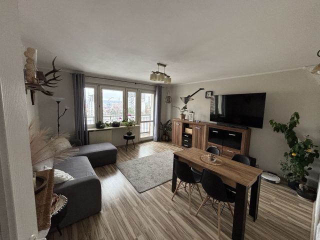 Mieszkanie 3-pokojowe Gdynia Obłuże. Zdjęcie 1