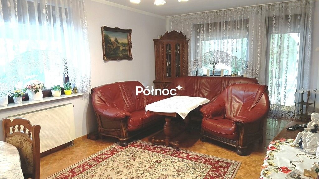 dom wolnostojący, 5 pokoi Bolesławiec, ul. Czerwonych Maków. Zdjęcie 2