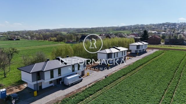 bliźniak, 4 pokoje Malawa. Zdjęcie 1