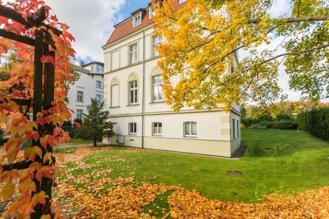 Mieszkanie 4-pokojowe Międzyzdroje, ul. Bohaterów Warszawy. Zdjęcie 1