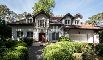 dom wolnostojący, 8 pokoi Konstancin-Jeziorna