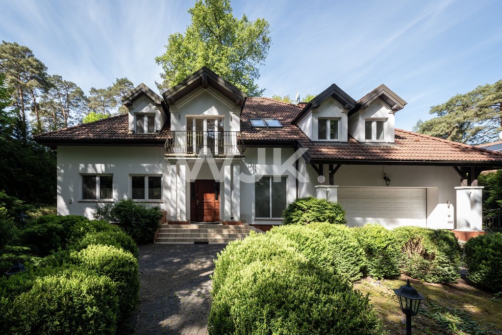 dom wolnostojący, 8 pokoi Konstancin-Jeziorna