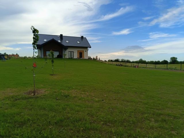 dom wolnostojący, 7 pokoi Kielno, ul. Miodowa. Zdjęcie 1