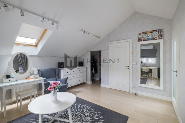 dom szeregowy, 5 pokoi Józefosław, ul. Bretanii. Zdjęcie 8