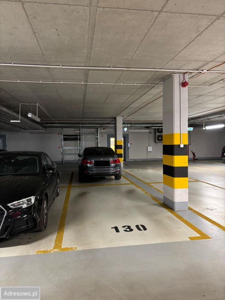 Garaż/miejsce parkingowe Warszawa Praga-Południe, ul. Grochowska