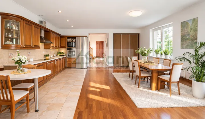 dom wolnostojący, 4 pokoje Piaseczno