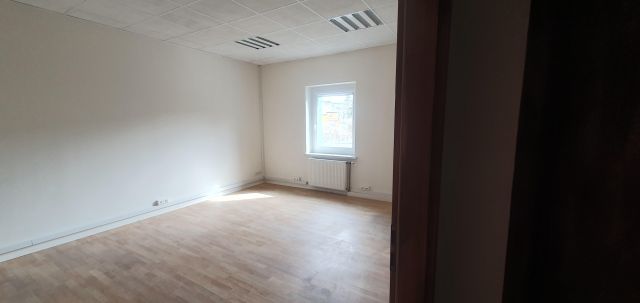 Biuro Bielsko-Biała Aleksandrowice, ul. prof. dr. Mieczysława Michałowicza. Zdjęcie 1