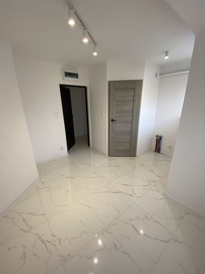 Lokal Piaseczno Centrum, ul. Albatrosów. Zdjęcie 6