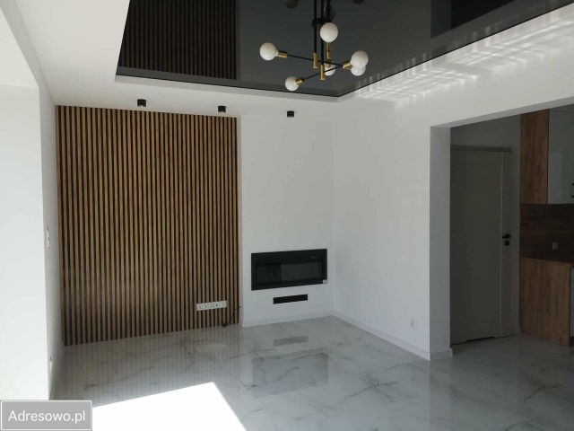 dom wolnostojący, 6 pokoi Kielce Białogon. Zdjęcie 1