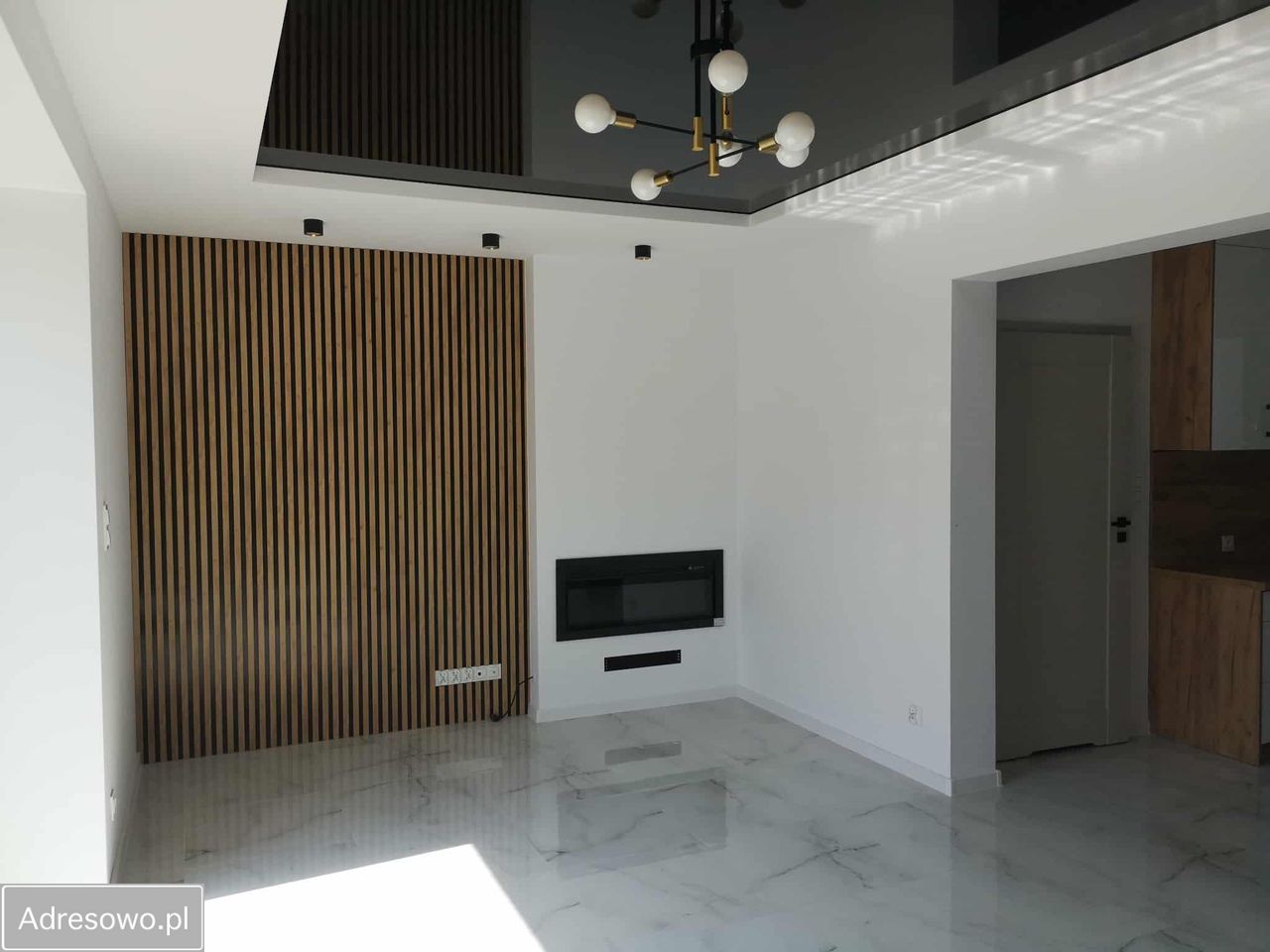 dom wolnostojący, 6 pokoi Kielce Białogon