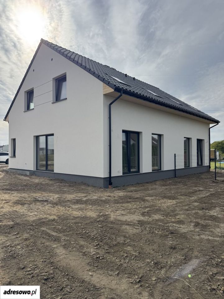bliźniak, 4 pokoje Mierzyn, ul. Kolorowa. Zdjęcie 3