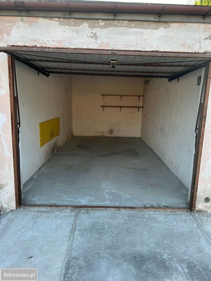 Garaż/miejsce parkingowe Pabianice, ul. Nawrockiego. Zdjęcie 3