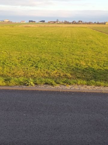 Działka budowlana Mokrsko. Zdjęcie 1