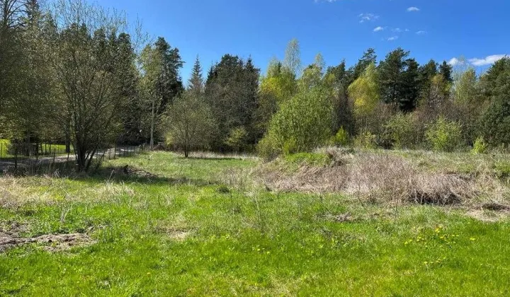 Działka budowlana Iznota