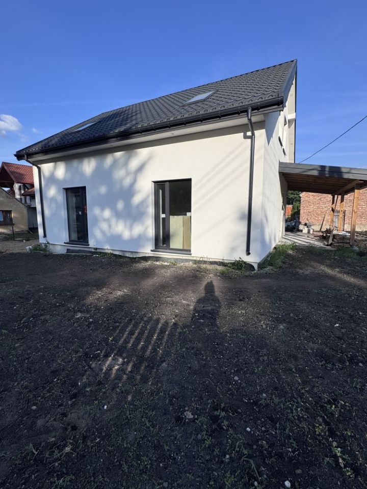 dom wolnostojący Niwiski, ul. Siedlecka. Zdjęcie 1