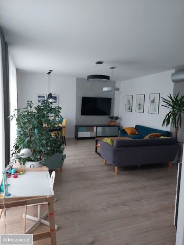 dom szeregowy, 5 pokoi Gdańsk Ujeścisko, ul. Mariana Kołodzieja. Zdjęcie 1