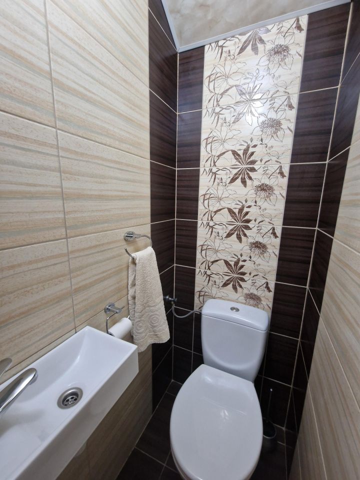 Mieszkanie 3-pokojowe Rożnów. Zdjęcie 9