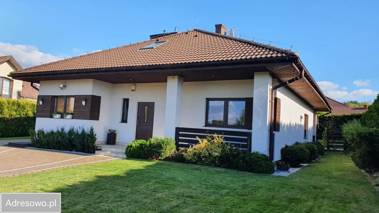 dom wolnostojący, 4 pokoje Psary, ul. Kolejowa