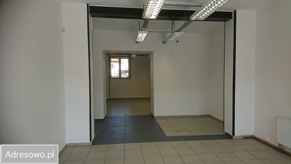 Lokal Strzelce Opolskie, rynek Rynek. Zdjęcie 4