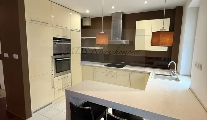 Mieszkanie 3-pokojowe Warszawa Praga-Południe, ul. Ludwisarska