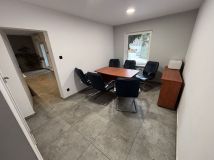 Biuro Strzyżawa. Zdjęcie 2