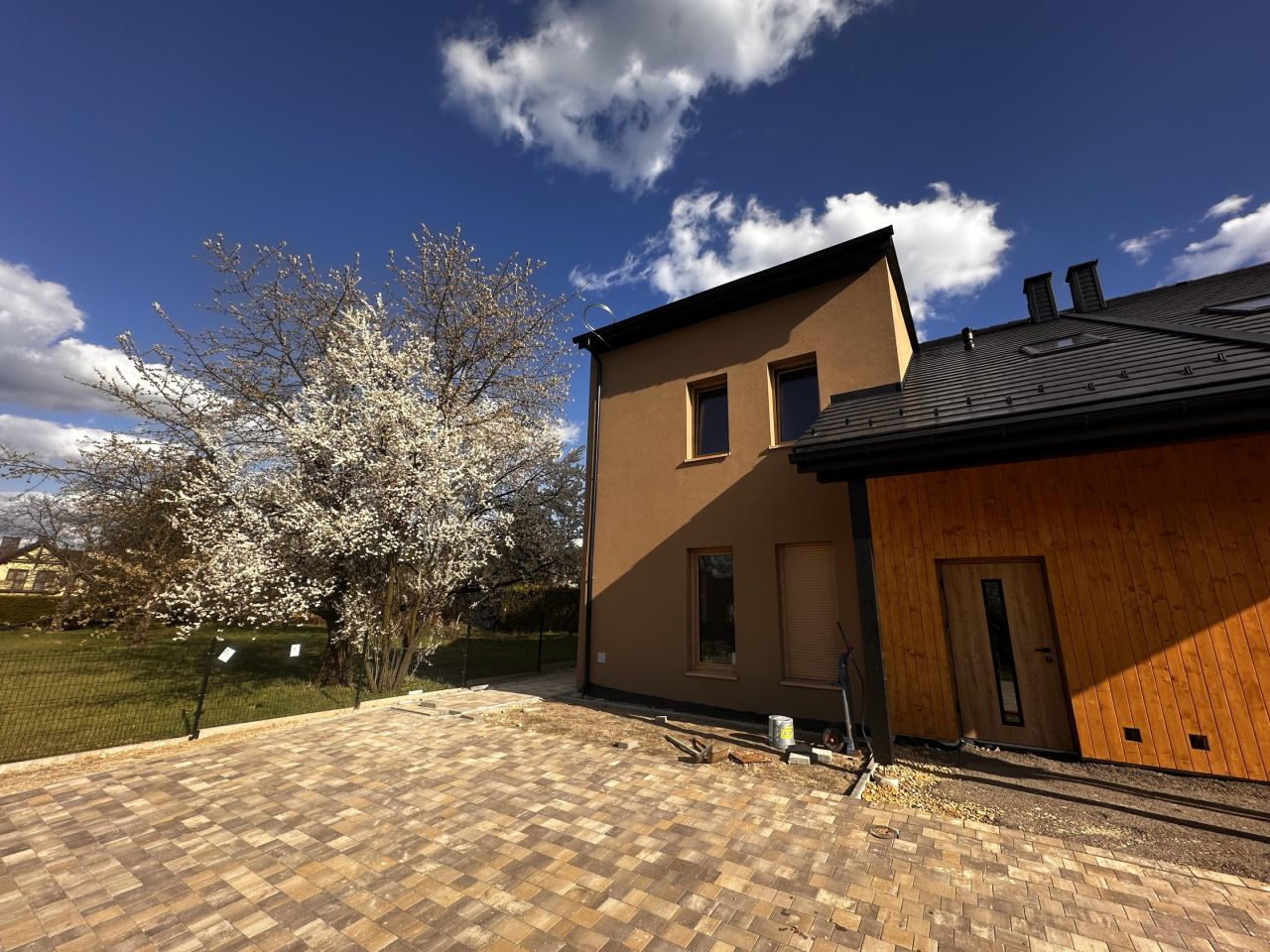 Mieszkanie 4-pokojowe Kozy Centrum, ul. Nadbrzeżna. Zdjęcie 1