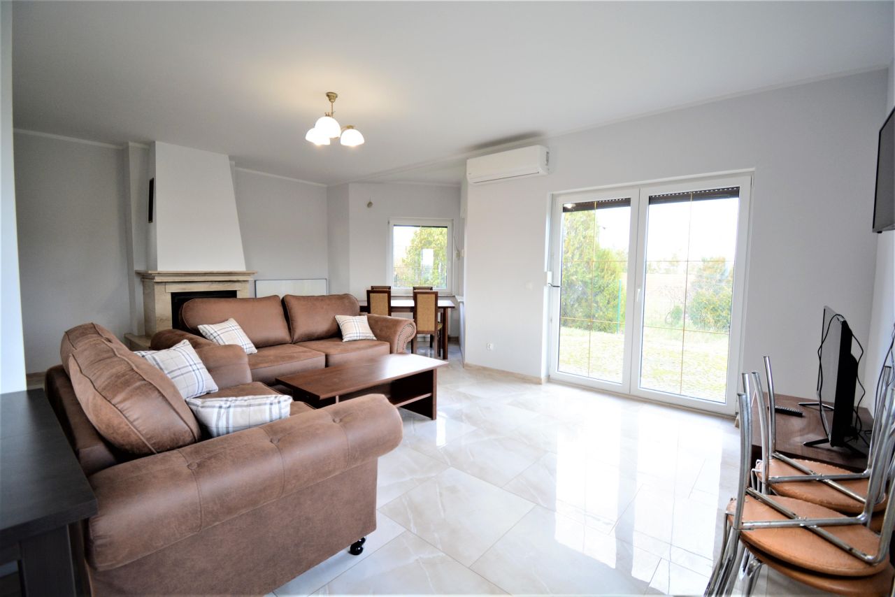 dom wolnostojący, 6 pokoi Grodziec Mały. Zdjęcie 14