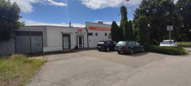 Lokal Mała Nieszawka. Zdjęcie 1