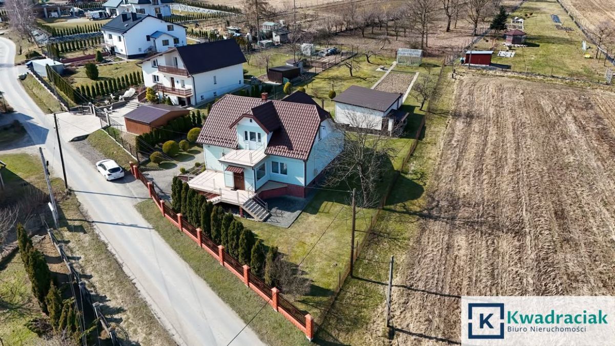 dom wolnostojący, 5 pokoi Jareniówka. Zdjęcie 26