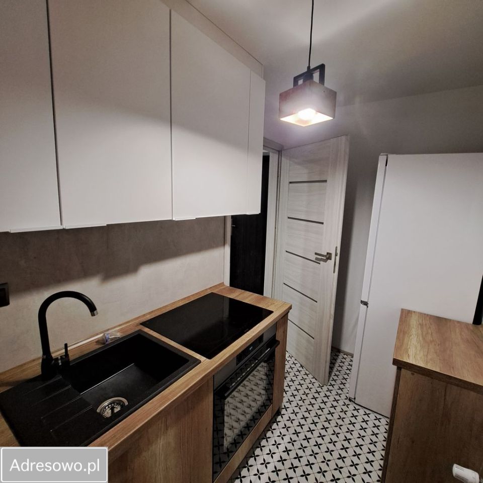 dom wolnostojący, 10 pokoi Piekary Śląskie Brzozowice-Kamień, ul. Barbary. Zdjęcie 6