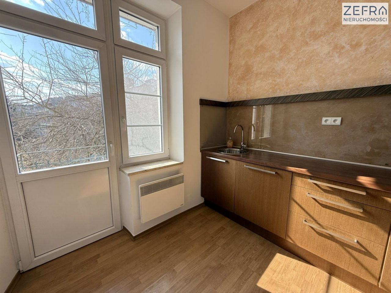 Lokal Kraków Zwierzyniec. Zdjęcie 17