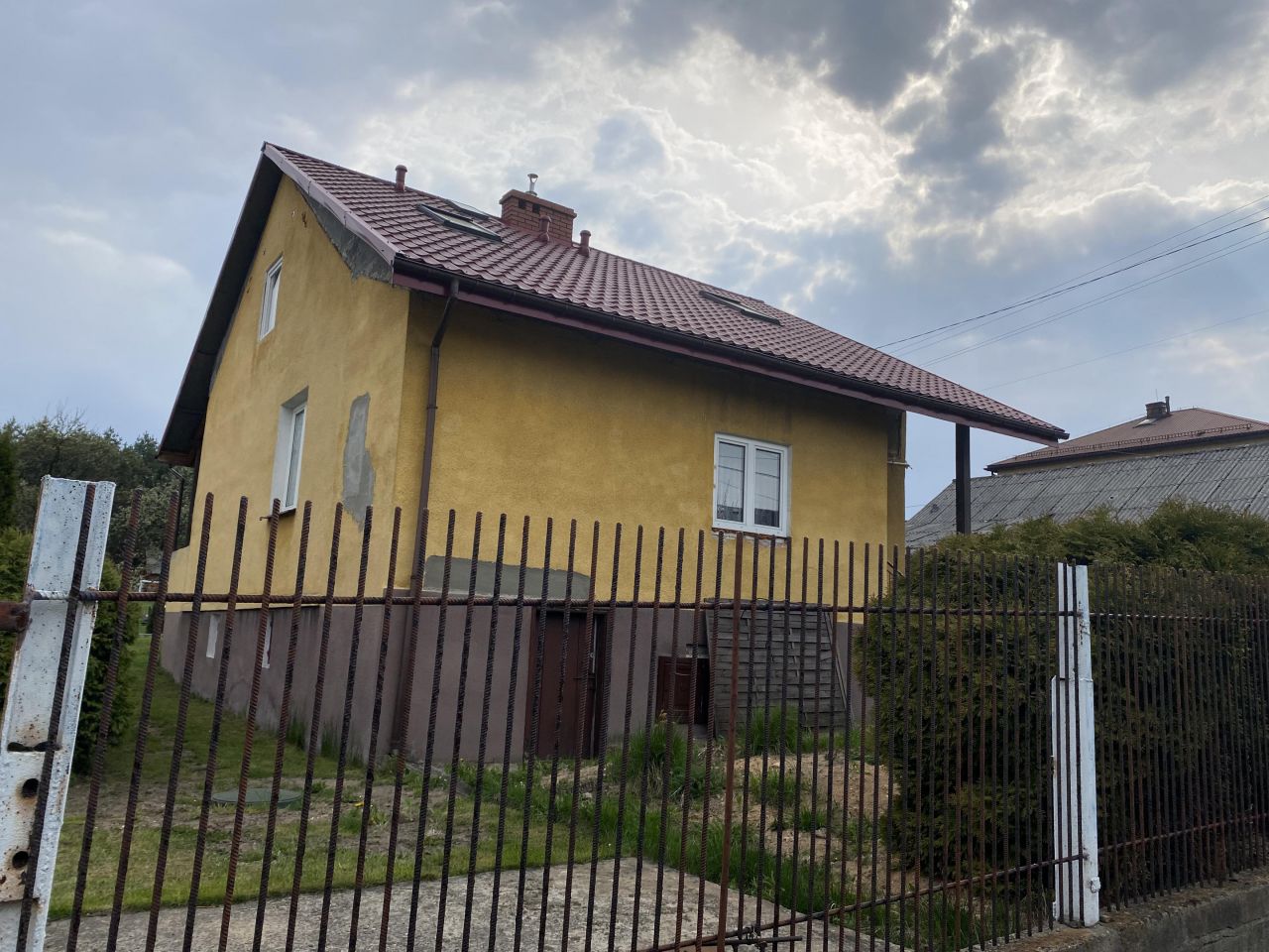 dom wolnostojący, 6 pokoi Myślachowice, ul. Partyzantów. Zdjęcie 1