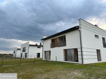 bliźniak, 5 pokoi Góraszka. Zdjęcie 2