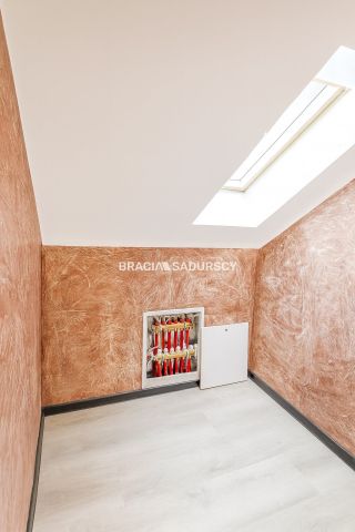 bliźniak, 6 pokoi Kraków Tyniec, ul. Podgórki Tynieckie. Zdjęcie 28