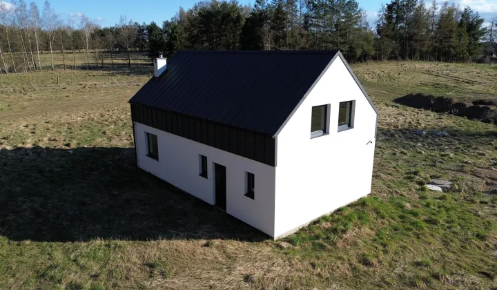 dom wolnostojący, 4 pokoje Pomlewo, ul. Leśna