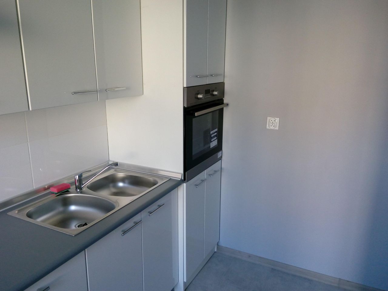 Mieszkanie 1-pokojowe Oława, ul. Jarosława Iwaszkiewicza. Zdjęcie 2