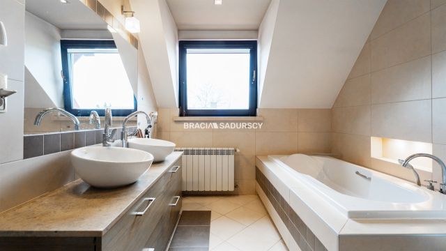 dom szeregowy, 4 pokoje Rząska, ul. Krakowska. Zdjęcie 27
