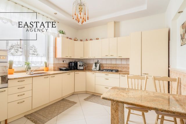 dom wolnostojący, 9 pokoi Gdańsk Osowa, ul. Planetarna. Zdjęcie 5