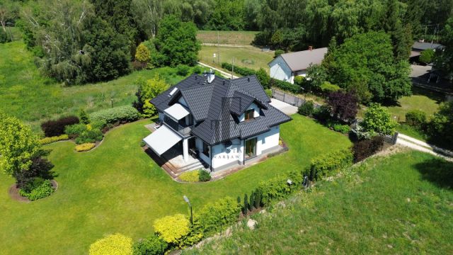dom wolnostojący, 6 pokoi Kępa Kiełpińska. Zdjęcie 1